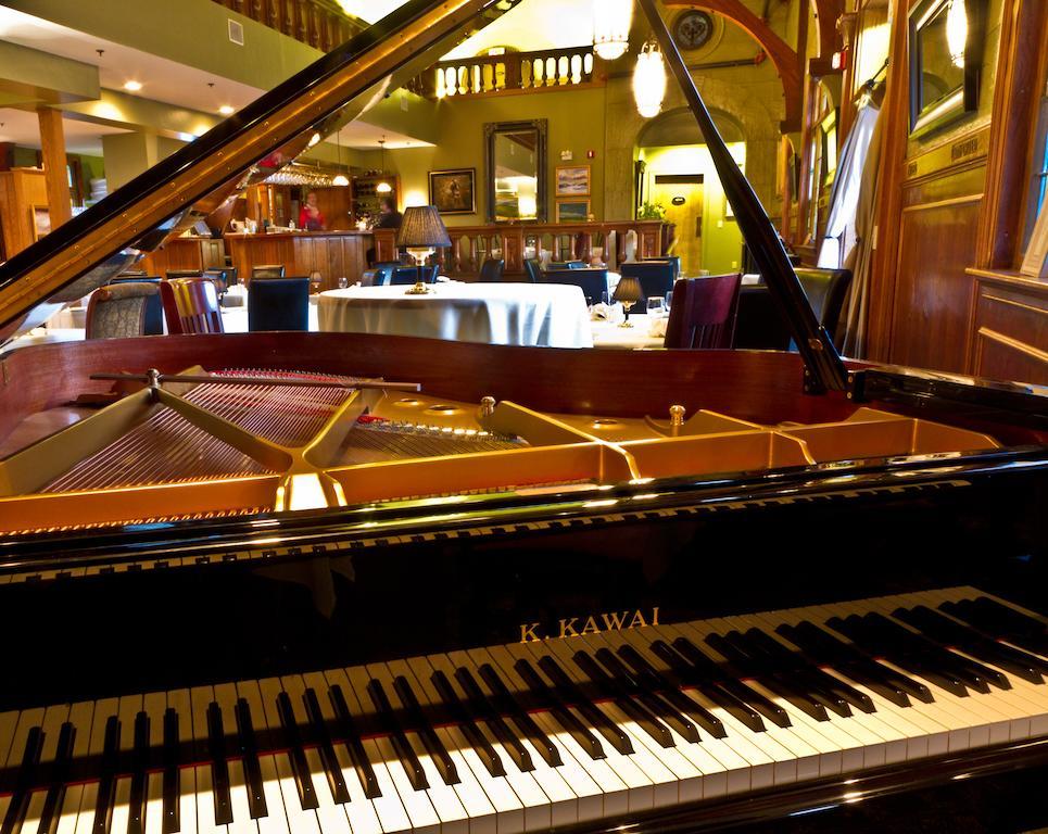 Belfry Inn And Bistro Сандуіч Екстер'єр фото